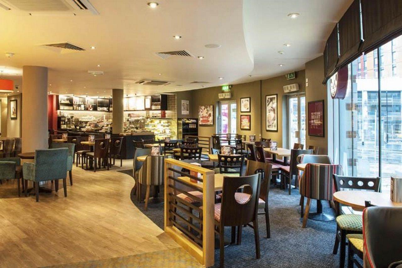 Premier Inn Nottingham City Centre Екстер'єр фото